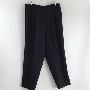 Leslie Fay Sportswear pleat front wide leg trousers. Black Size 16.